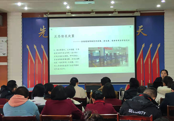 1644288113104644.png 集團公司開展內(nèi)部兼職教員競聘會2.png